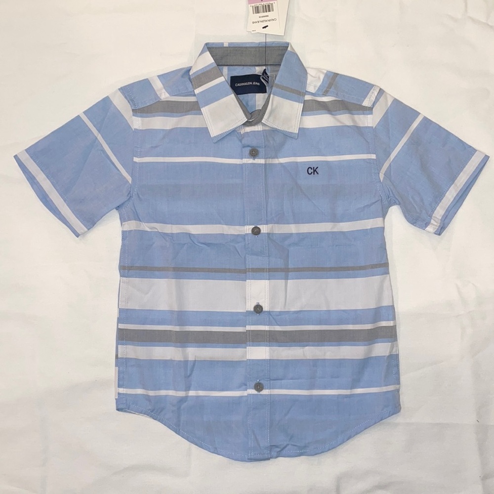 NWT Calvin Klein Jeans Boy’s Button Down Shirt in Light Blue Size 6